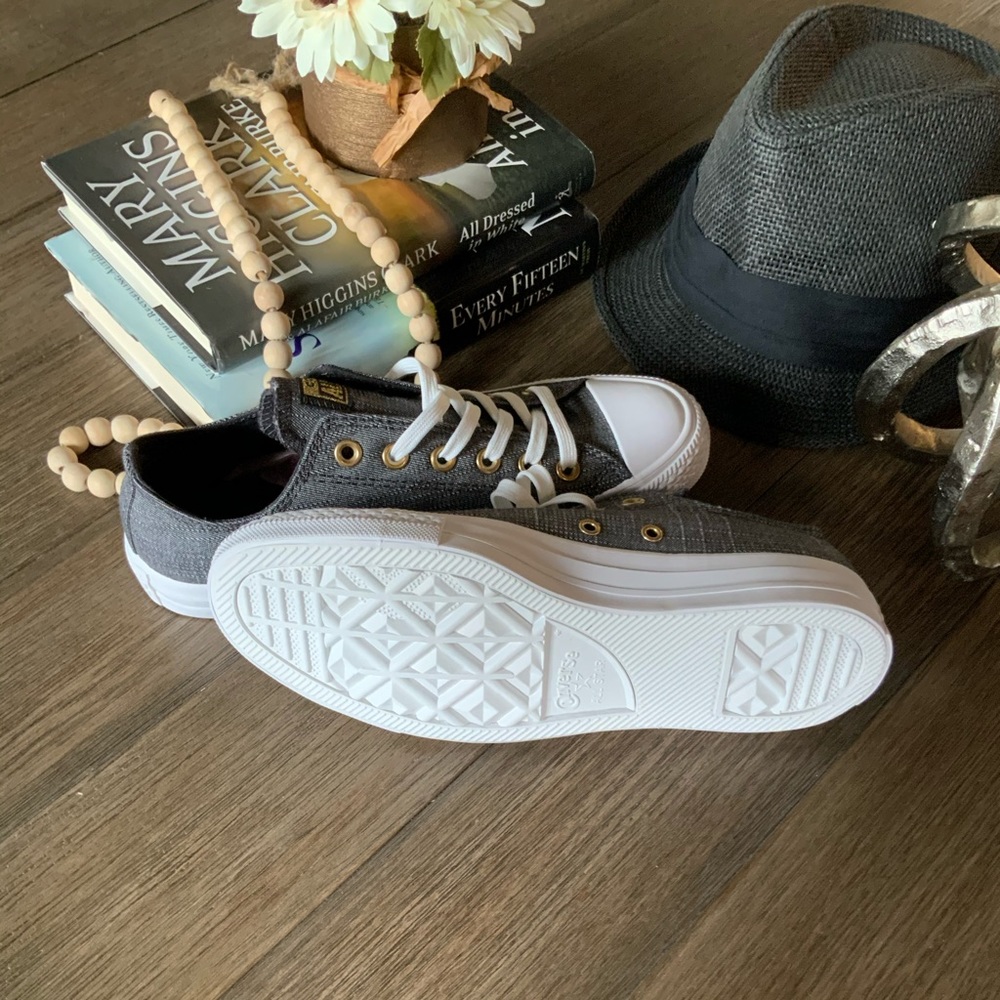 CONVERSE - Picture 3 of 3